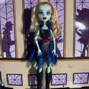 Monster High “Freak Du Chic” Frankie Stein Doll